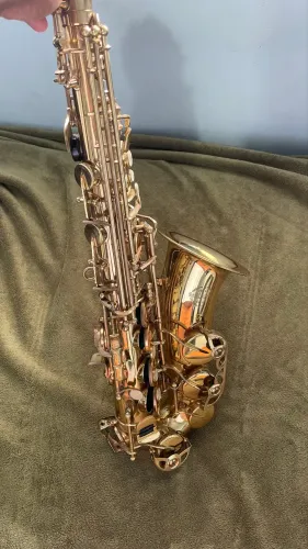 Saxofone alto Milano