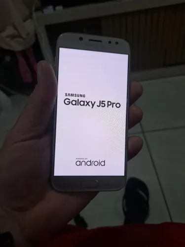 Samsung j5 pro metal  32 gigas 