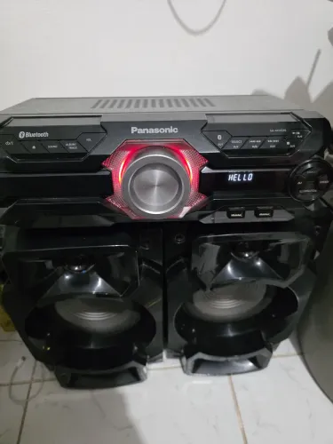 Som semi novo panasonic Ótimo estado tudo funcionando.
