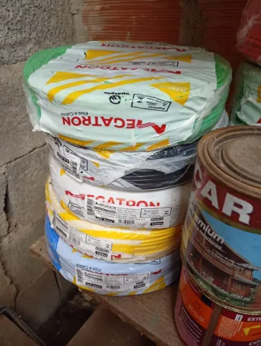 Fios de construção