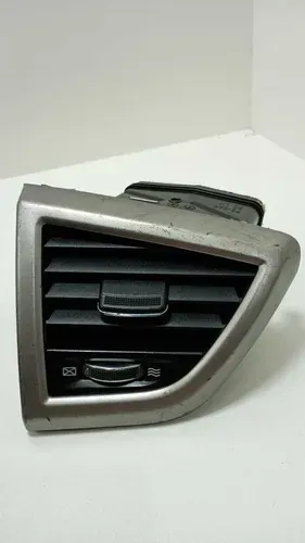 Difusor De Ar Esquerdo Hyundai Veloster 1.6 2013