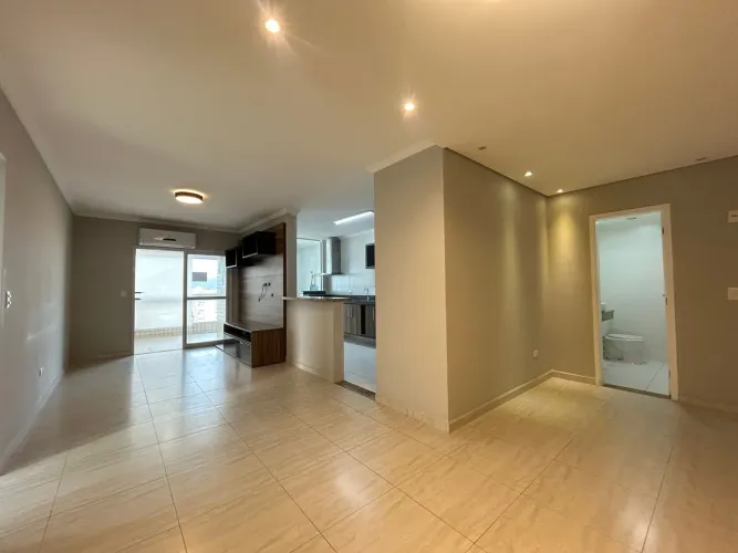 Apartamento 3 quartos suítes próximo à praia na Guilhermina, Praia Grande/SP