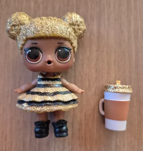 Boneca LOL Queen Bee original em ótimo estado