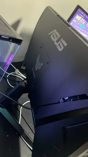 Monitor asus tuf 25pol 200hz  0.3ms