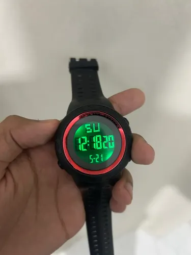 Relógio Digital Militar Esportivo Masculino - LED, Resistente e Moderno