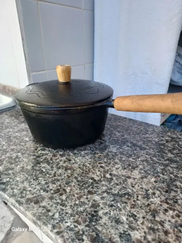 Vendo panela de ferro fundido