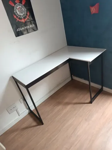 Mesa em L