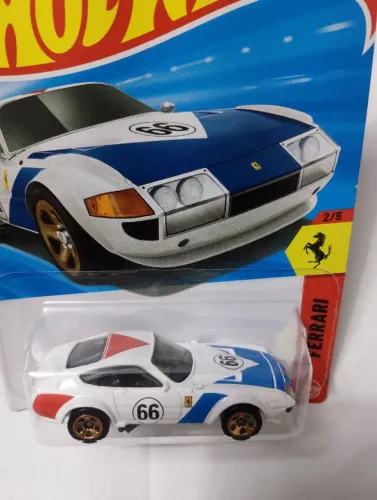Miniatura HOT WHEELS FERRARI 365 GTB4 COMPETIZIONE - Escala 1:64