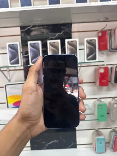 iPhone 16