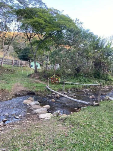 Sítio com 2 dormitórios à venda, 84700 m² por R$ 650.000,00 - Pilões - Guaratinguetá/SP