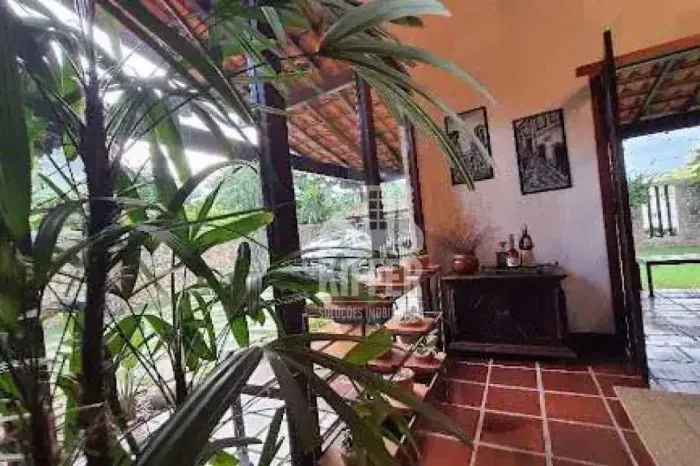Casa com 4 dormitórios à venda, 298 m² por R$ 3.500.000,00 - Camboinhas - Niterói/RJ