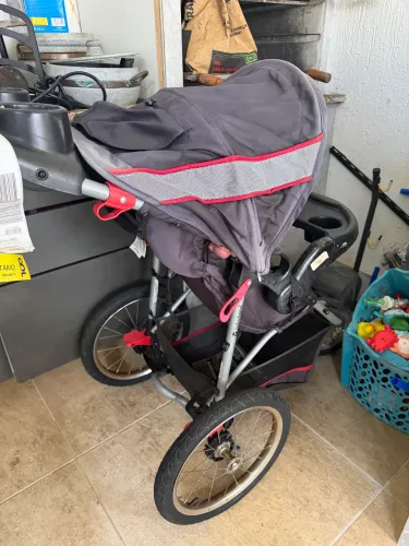 Carrinho baby trend 