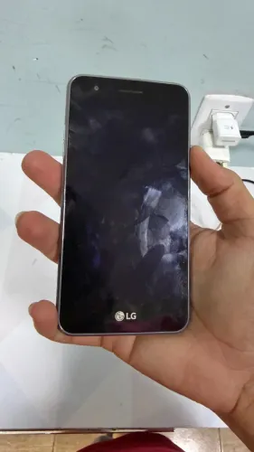 Celular Básico LG K4 - Excelente Estado