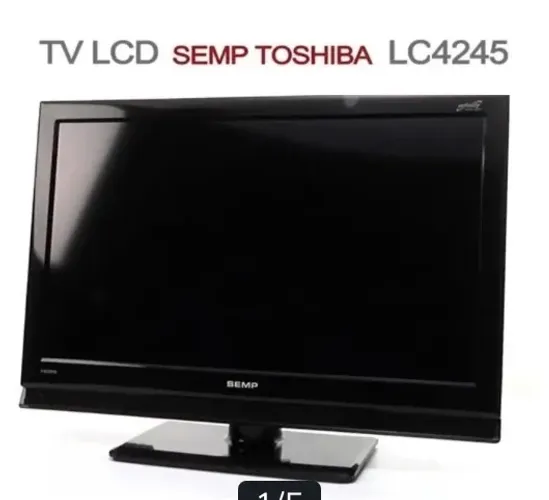 Televisão LCD 42 Semp Toshiba VENDA SOMENTE P/ JF
