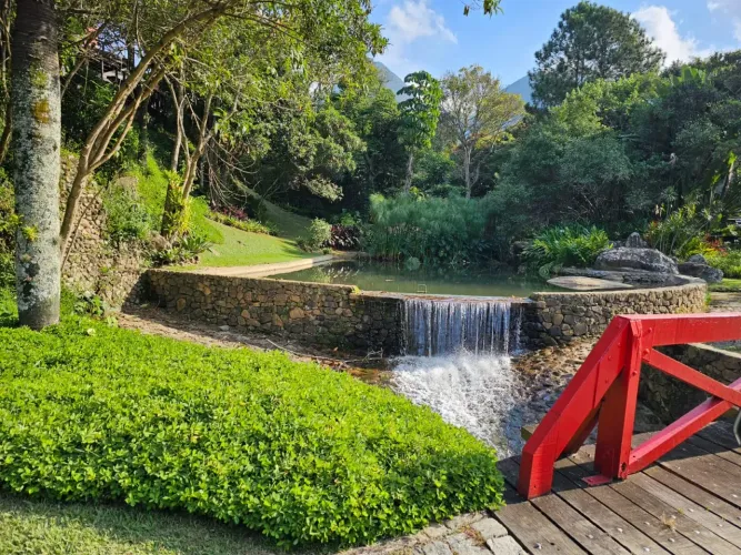 QUINTA DO LAGO ( TERRENO COM VISTA ENCANTADORA )