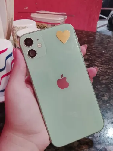 Vendo iPhone 11 ou troco