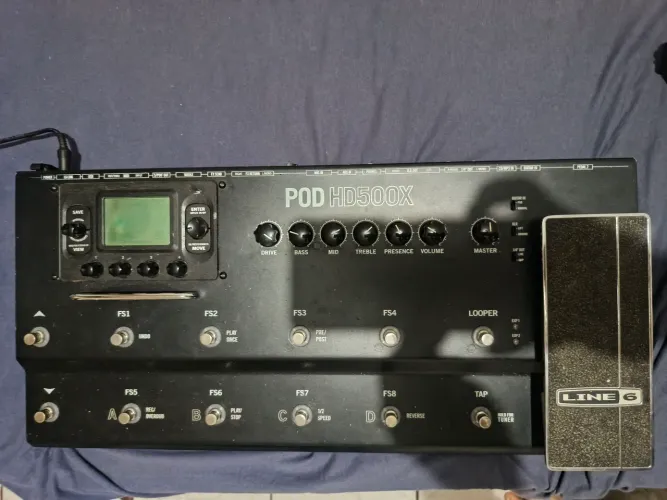 Pedaleira HD500x line 6