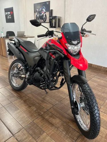 XTZ 250 LANDER ABS 24/24 VERMELHA