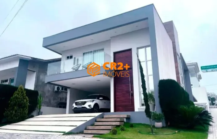 Vendo casa 04 quartos, 01 suíte, 316m2, 02 vagas de Garagem, em Garanhuns