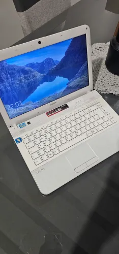 Notebook Sony Vaio i3