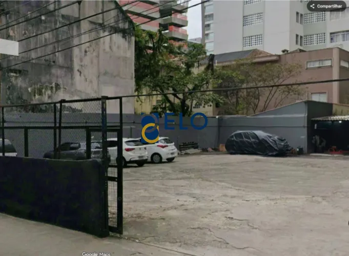 R$ 15 mil + IPTU. Terreno comercial para locação em Santos-SP, bairro Embaré, 651m² de áre