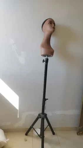 Manequim/cabeça de exposição com pedestal/tripé regulável