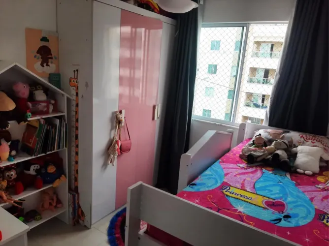 Vendo cama e guarda-roupa infantil menina