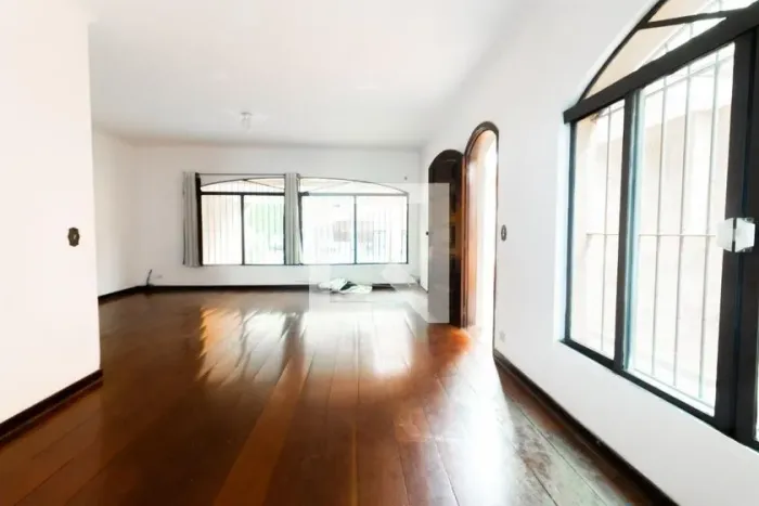 Casa à Venda - Cidade São Francisco , 4 Quartos, 200 m2