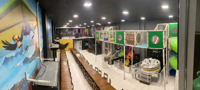 Galpão para venda. 500m. Podendo ser uma grande salão de festas, PIzzaria, etc.