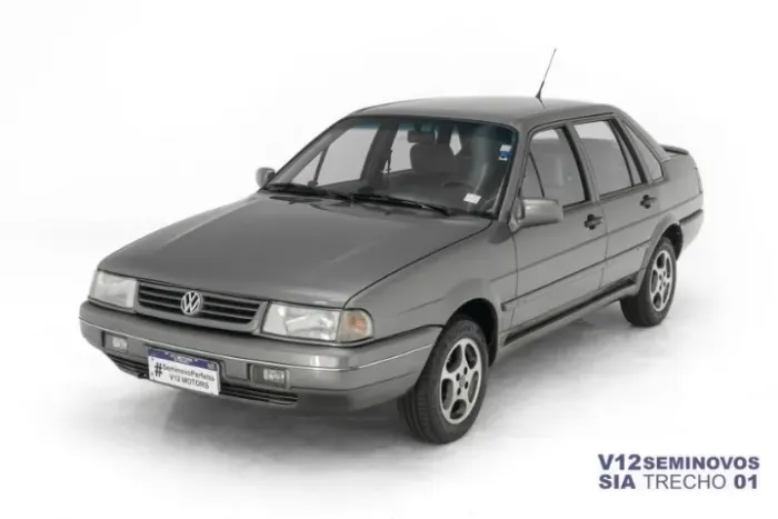 Volkswagen Santana Exclusiv 2.0 MI/ Executivo 2.0i (álcool) 1998