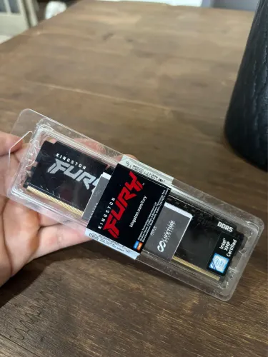 Memória RAM 8GB DDR5 Kingston Fury DESKTOP/PC