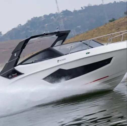 Lancha Ross SLR 260 Fusion Cabinada 2026 ? Nova (0 Horas) Pronta Entrega