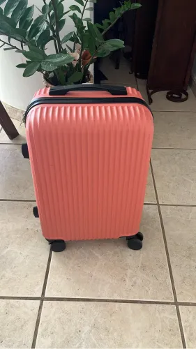 Mala de bordo rosa