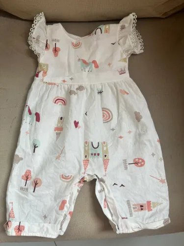 Macacão de bebê