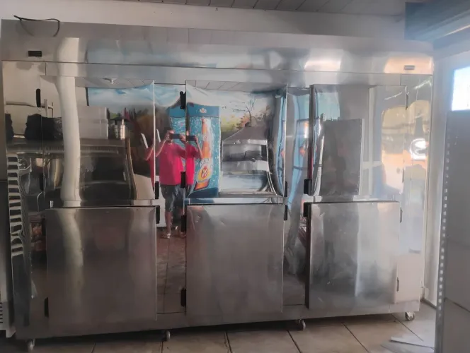 Freezer cervejeiro capacidade pra 100 cx de cerveja em lata