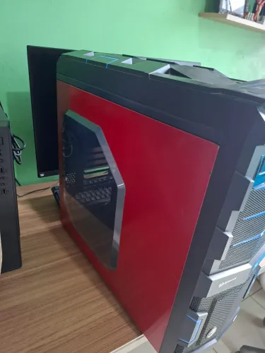 Gabinete gamer vermelho