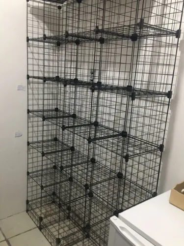 ESTANTE ARAMADA 24 NICHOS SEMINOVA