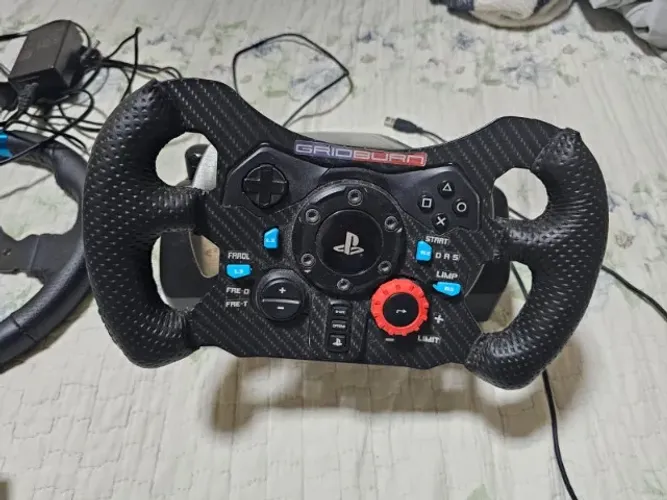 Volante Logitech g29 + volante formula + pedais