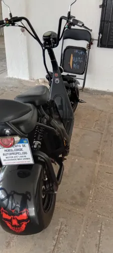 SHINERAY SCOOTER; PT 5, 2.000 W , ANO 2022...EM CONSERVAÇÃO MOTOR WT60V60H2000W ,PERSO