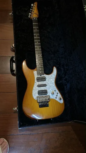 Guitarra Tom Anderson
