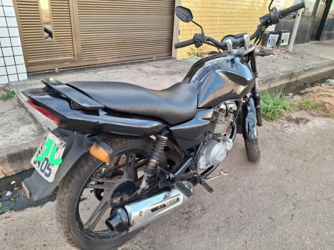 Moto muito boa funcionando tudo