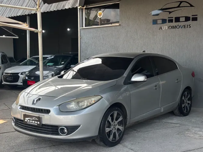 Renault Fluence Sedan Privilège 2.0 16V Flex AUT 2014