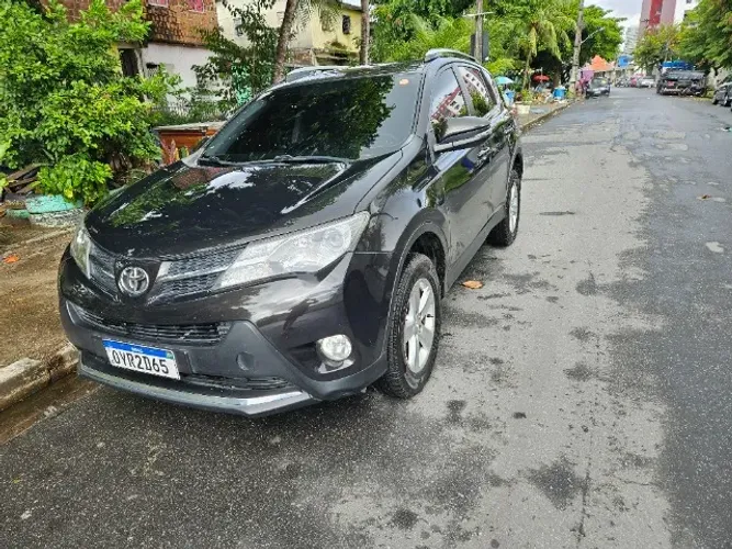 Toyota RAV4 2.0 4X4 16V Aut. 2014