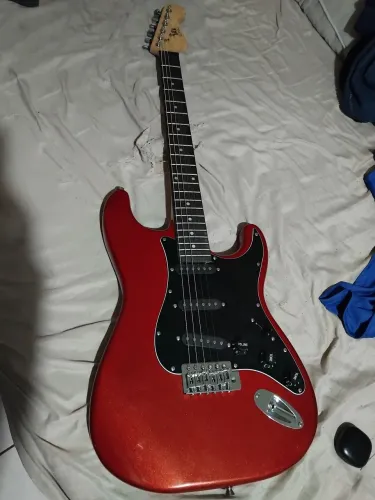Guitarra Stratocaster