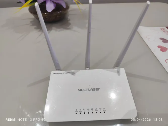 Roteador 3 Antenas Branco Ipv6 300 Mbps - Multilaser Modelo RE163V