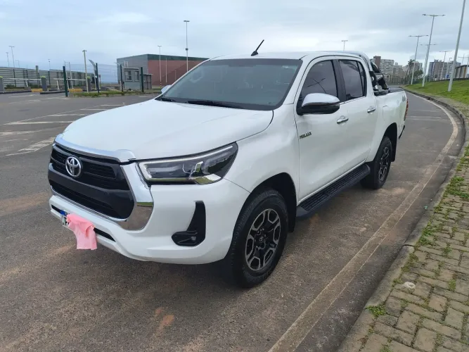 Toyota Hilux CD SRV 4X4 2.8 TDI Diesel Aut. 2018