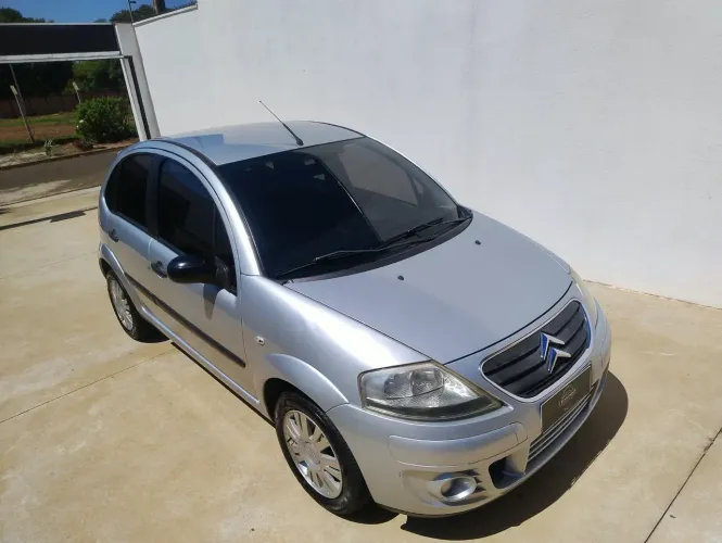 Citroen C3 GLX 1.4/ GLX Sonora 1.4 Flex 8V 5P 2010