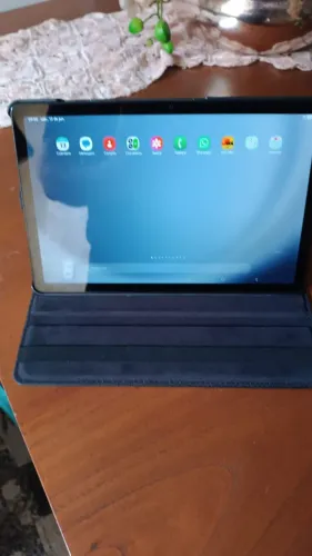 Tablet Samsung A9+ pouquíssimo uso na caixa - acompanha capa, teclado e caneta