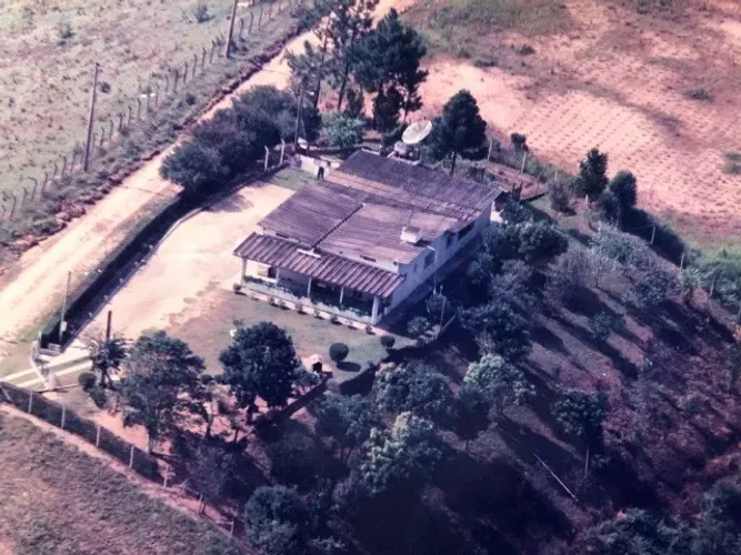 Chácara em Santa Isabel - SP / Bairro Cachoeira / 5mil m2 de terreno e 350m2 de construção