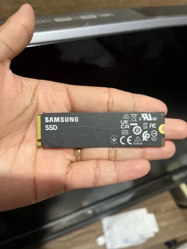 Ssd M2 Nvme 256gb Samsung PCie 4.0 X4 M.2 2280 Cor preta Preto